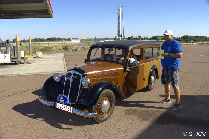 Bild: Zielpunkt der Tagesfahrt mit Kartenabgabe war der neue Total-Autohof in Oppin (b.Halle).