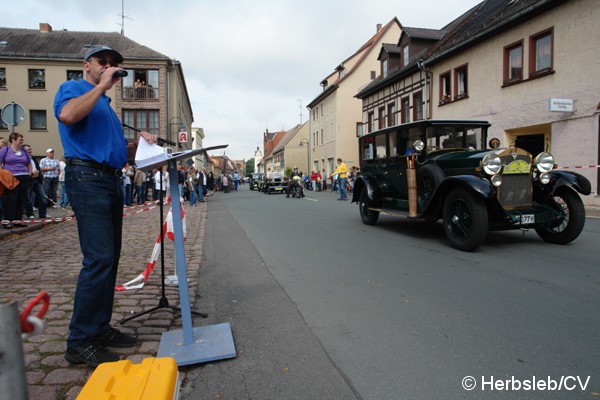 Bild: Großes Rennspektakel am Sonntag-Vormittag in der Zörbiger Innenstadt.