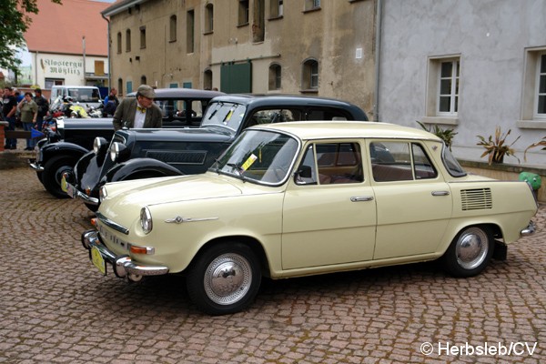 Bild: Abschlussveranstaltung auf dem Gutshof in Mößlitz.