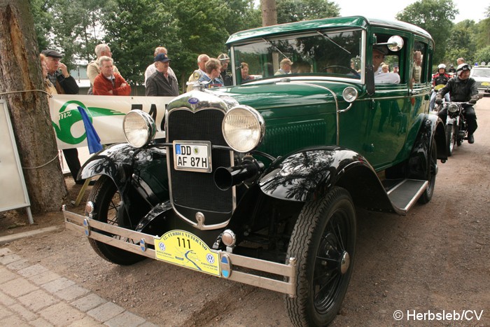 Bild: Start zum Naturhof Zellewitz im Saaletal.